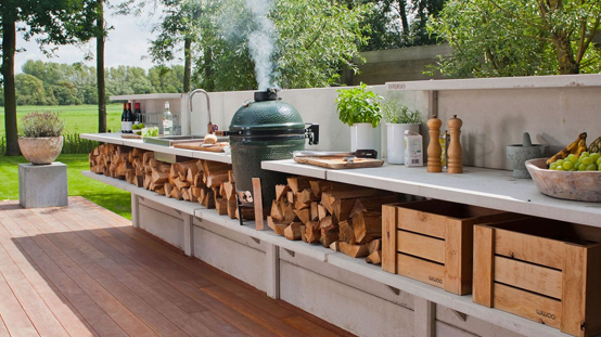 Outdoor Kitchens